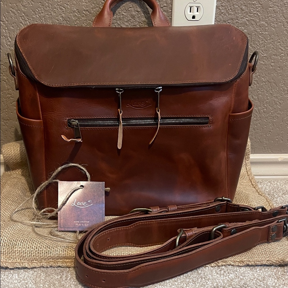LOVE 41 All in One Leather Convertible Day Bag in Chestnut NEW